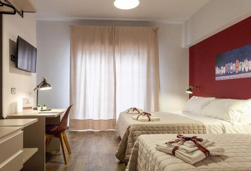 Номер Стандарт Трехместный, Five Rooms Brolo