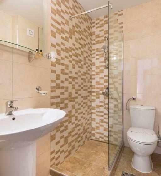 Standardzimmer mit Terrasse, Villa Ljubanovic