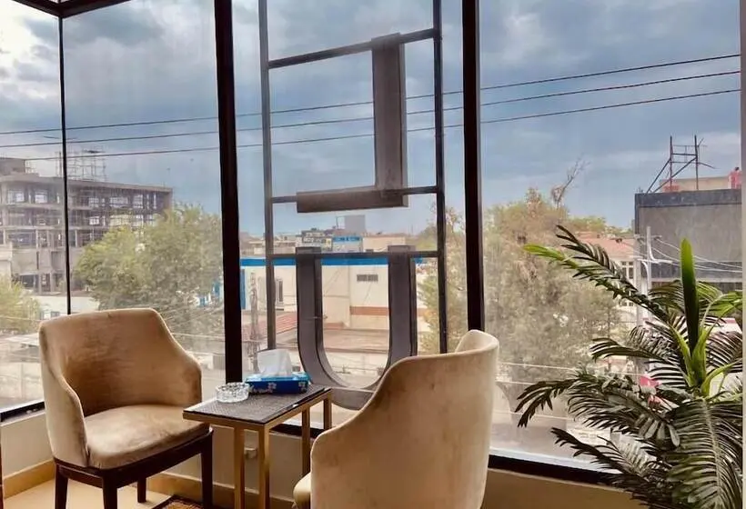 اتاق لوکس, Grand Luxury