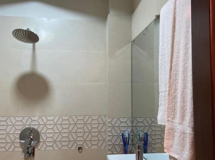 اتاق لوکس, Grand Luxury