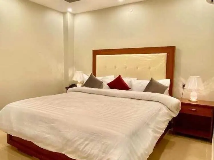 اتاق لوکس, Grand Luxury