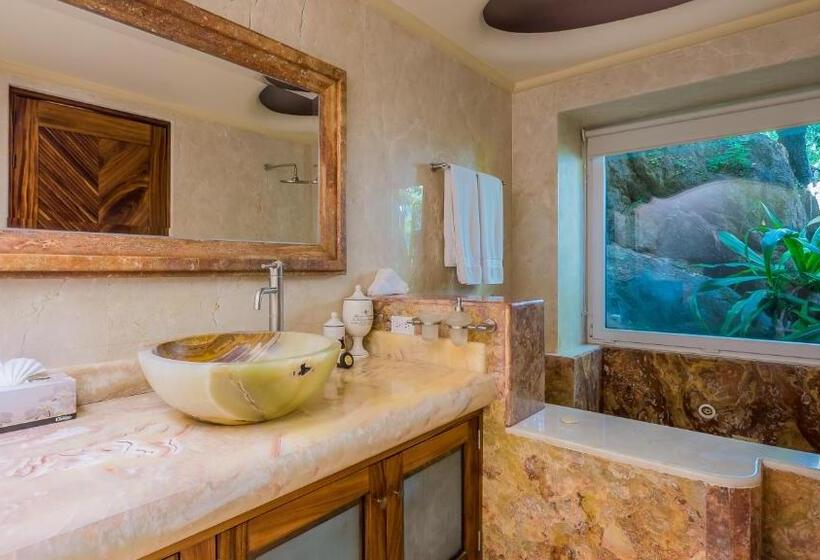 Svit med Balkong, Puerto Vallarta South Shore Luxury Suites