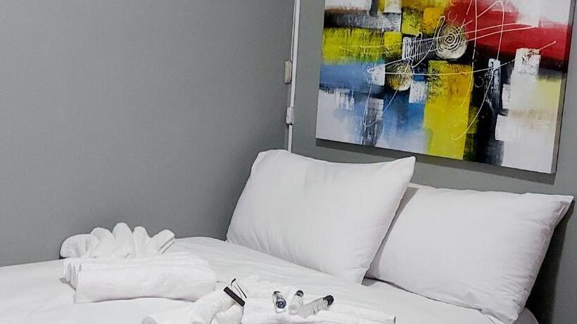 اتاق استاندارد یک نفره, Twenty4ten Guesthouse
