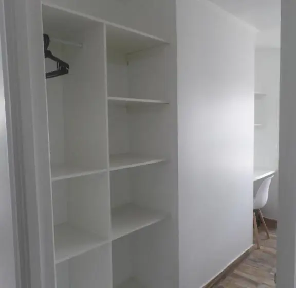 اتاق استاندارد, Carolina Hostal