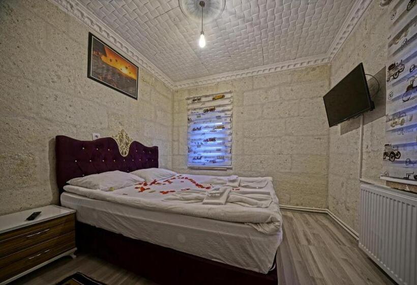 Семейный Номер, Epoch Stone House