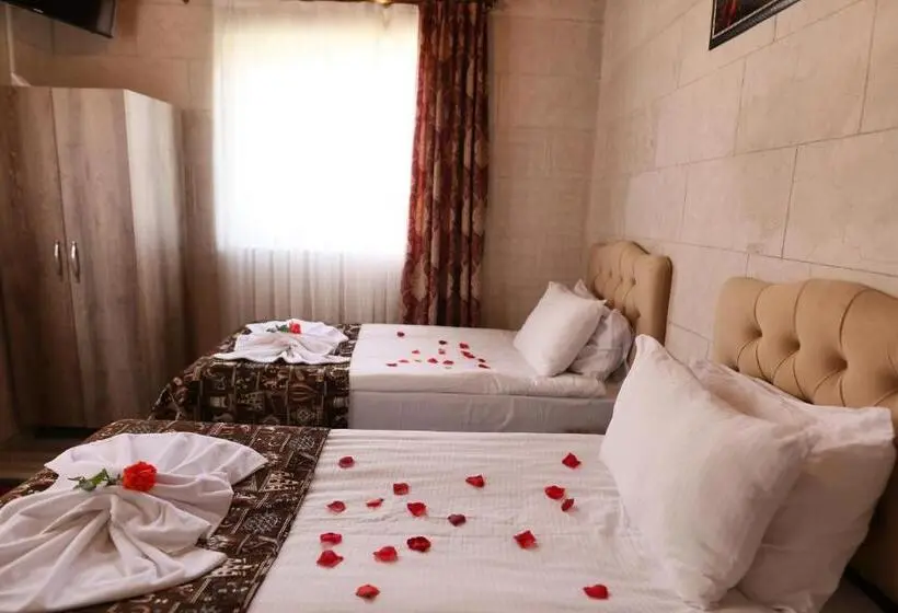 اتاق استاندارد, Epoch Stone House