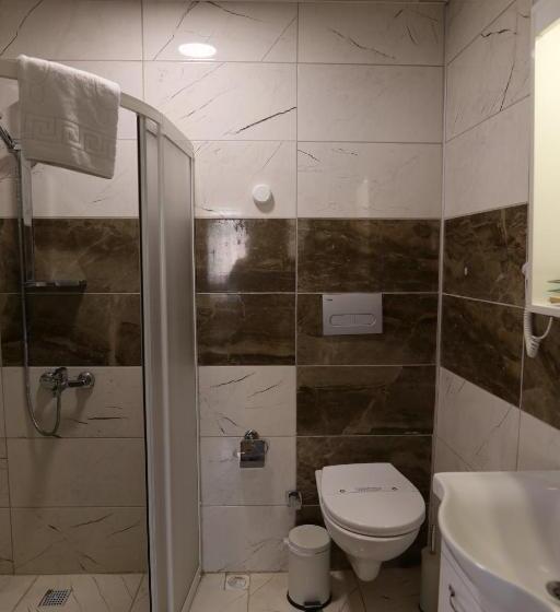 スタンダードルーム, Epoch Stone House