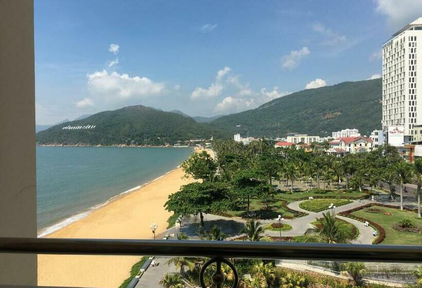 Standard-huone, Khách Sạn Bình Dương