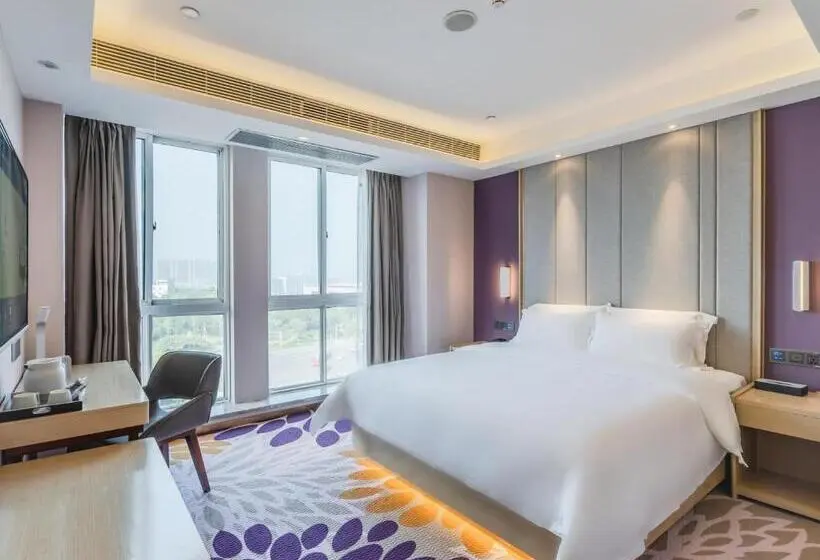 キングサイズベッドのデラックスルーム, Lavande Hotel Luzhou Wanda Plaza Southwest Commercial City