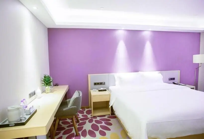 キングサイズベッドのデラックスルーム, Lavande Hotel Nanchang West Railway Station Guobo Subway Station