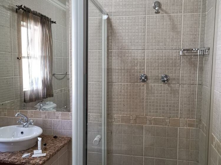 Номер Deluxe, Erasmus Manor Guest House