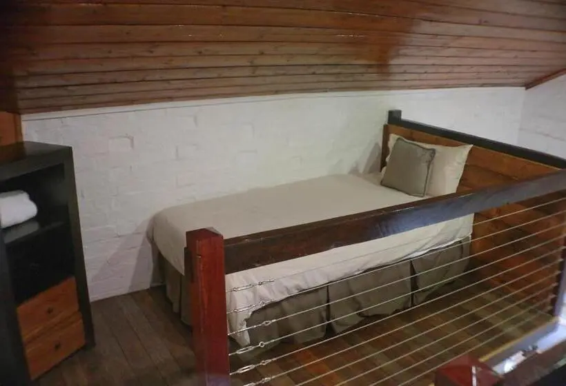 اتاق لوکس سه تخته, Bon Accord Luxury Accommodation