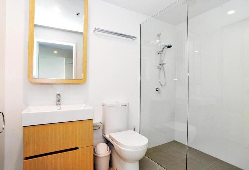 Escritório Estándar, Brisbane One Apartments By Cllix