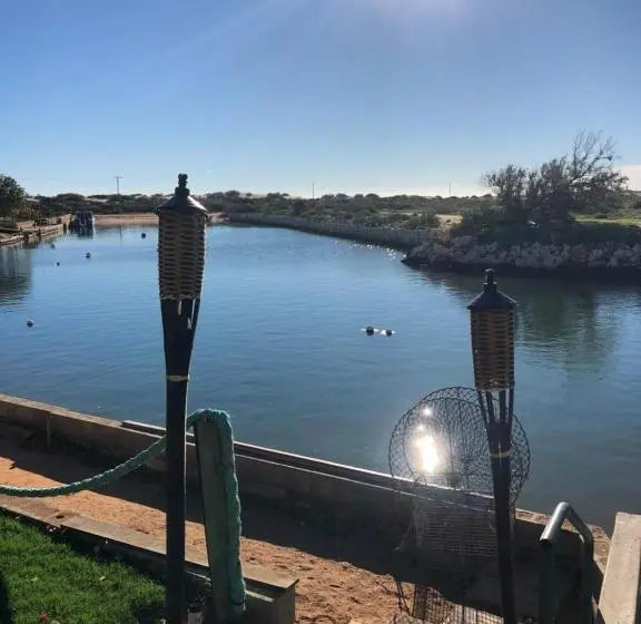 ２ベッドルームアパートメント, Pelican Point Waterfront Resort Formerly Carnarvon Beach Retreat