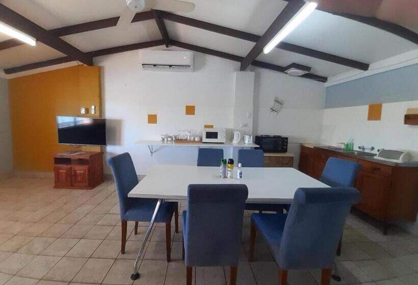 شقة غرفتين, Pelican Point Waterfront Resort Formerly Carnarvon Beach Retreat