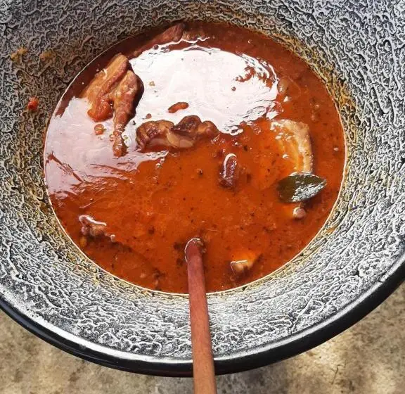 اتاق خانوادگی, Casa Utan