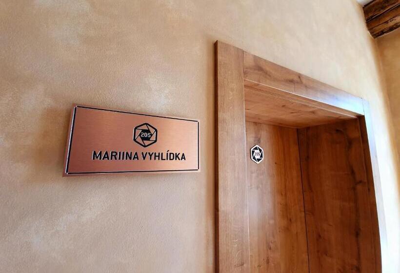 Standard Værelse, Kortus