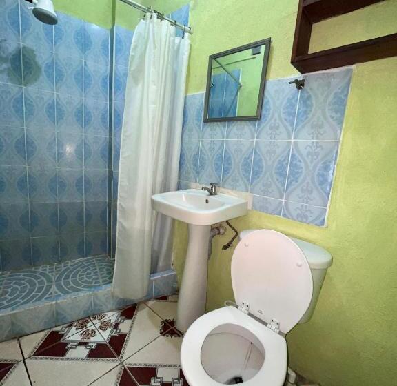 اتاق استاندارد سه نفره, Posada Gutierrez