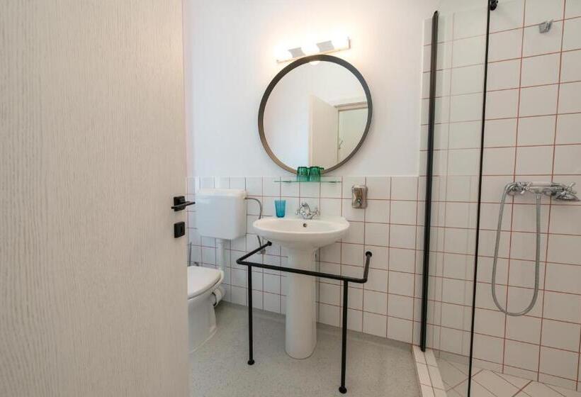 اتاق عادی, Stil Oldtown