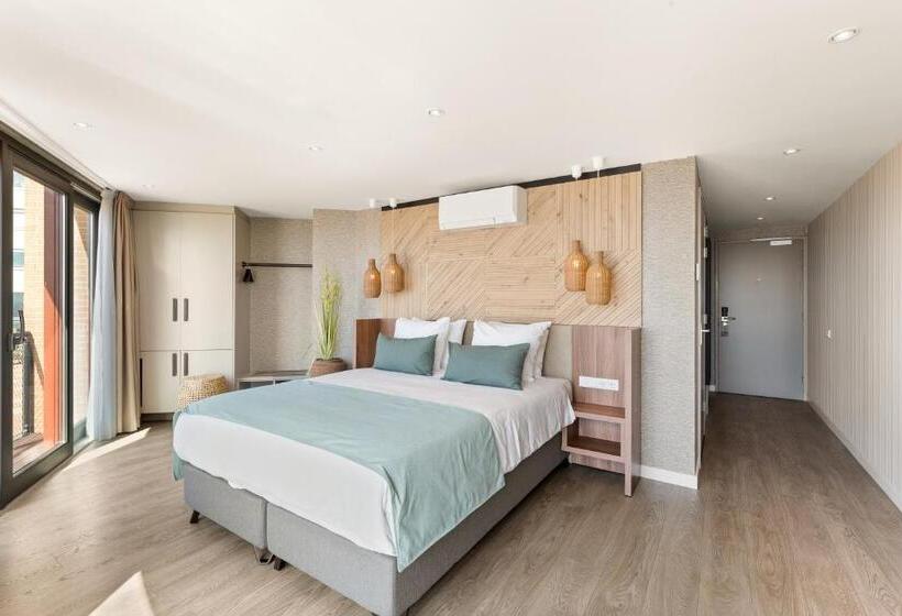 סוויטת ג'וניור דלוקס, Suites Boulevard 17