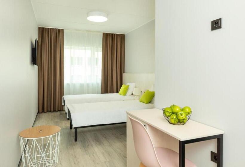 חדר סטנדרט עם מרפסת, U11 Hotel & Spa