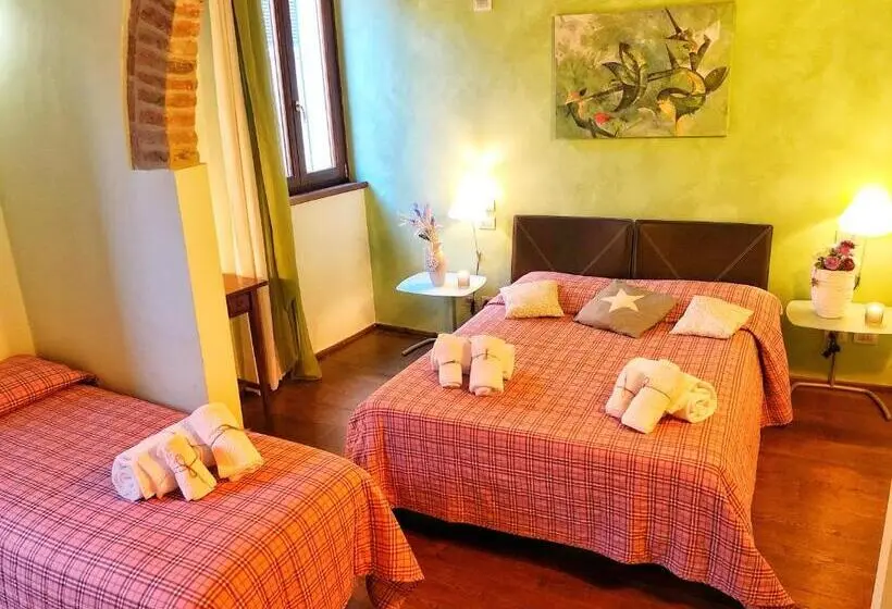 Quarto Triplo Comfort, Il Corso