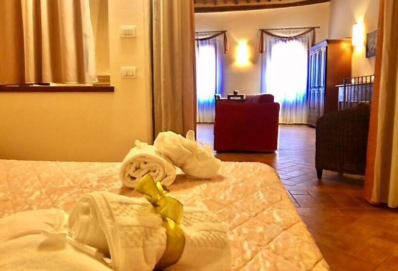 Quarto Quádruplo Estandar, Bed & Breakfast Montepulciano