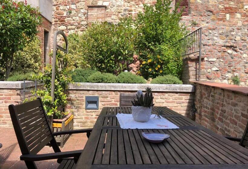 Négyágyas Standard Szoba, Bed & Breakfast Montepulciano