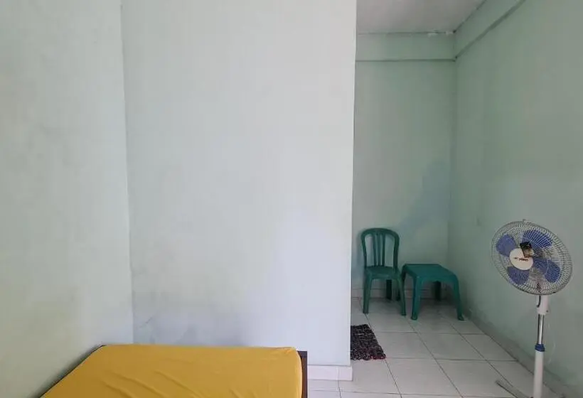 エコノミールーム, Spot On 93020 Rumah Singgah Ganjuran