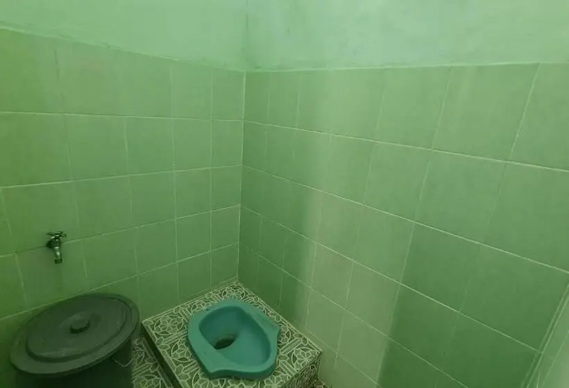 スタンダードルーム, Spot On 93020 Rumah Singgah Ganjuran
