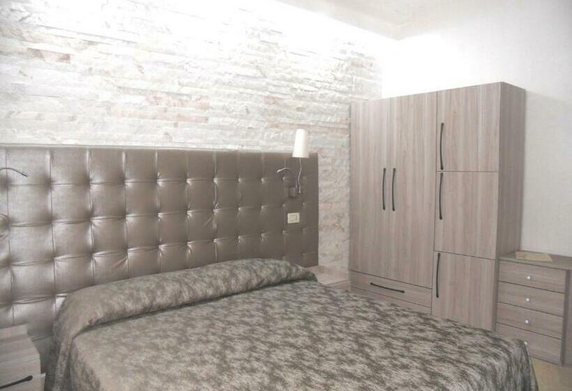 スタンダードトリプルルーム, Azzurra