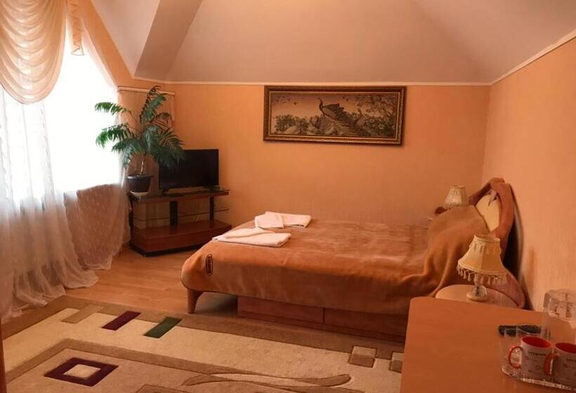 اتاق استاندارد, Lorena