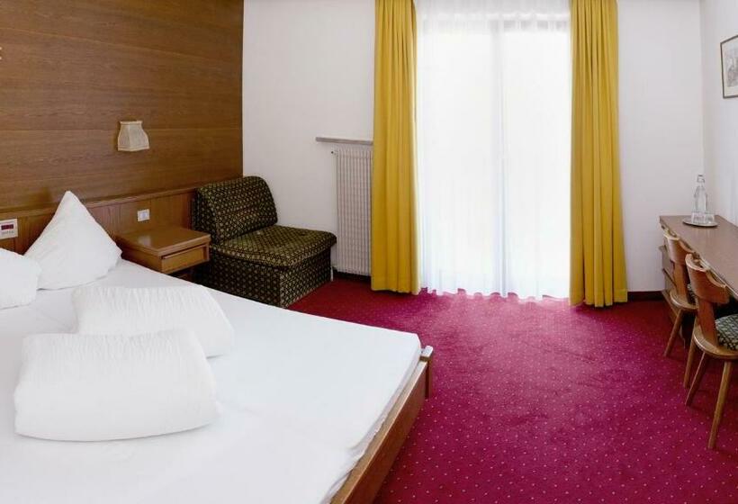 חדר סטנדרט עם מרפסת, Pension Sattlerenglhof