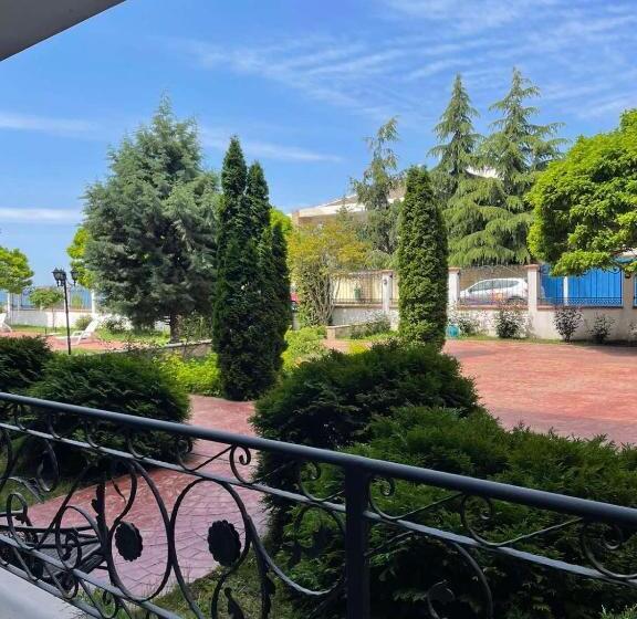 شقة غرفة واحدة مطلة على الحديقة, Rich 3 Sp Apartments