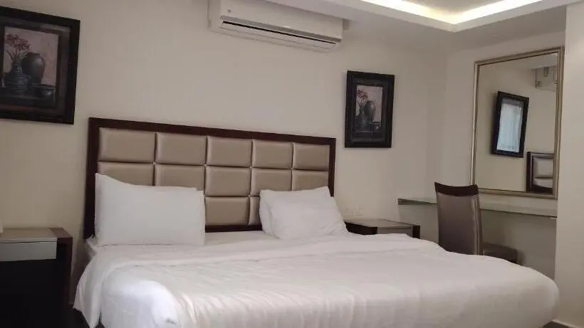 プール付き2人用あアパート, Sea Club Resort