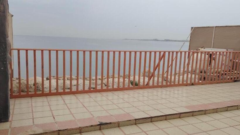 کلبه ییلاقی, Sea Club Resort