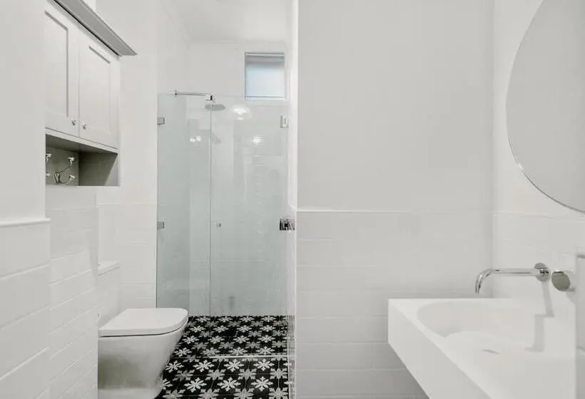 اتاق خانوادگی با سرویس بهداشتی مشترک, The Victoria Hotel Bathurst