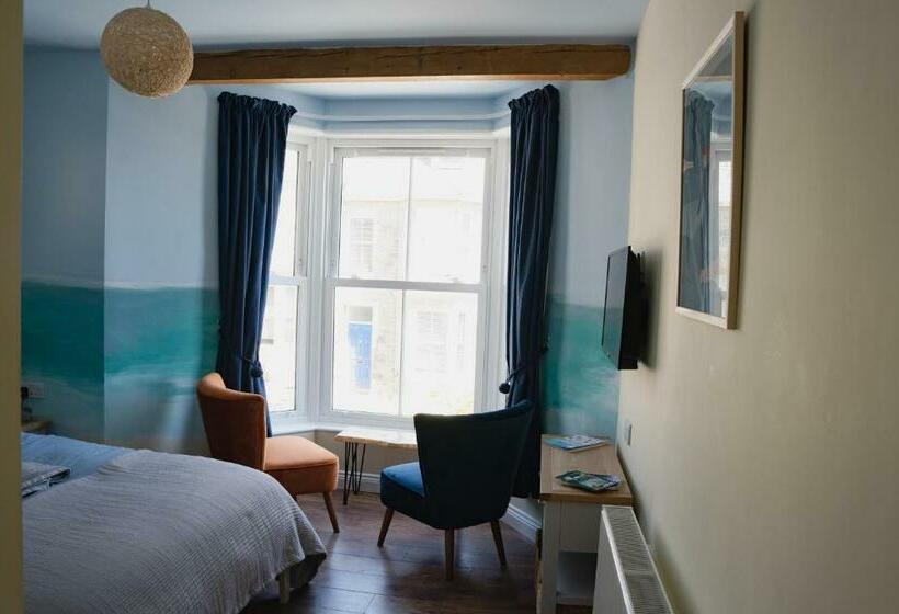 اتاق استاندارد با چشم‌انداز دریا, Easypz Stay