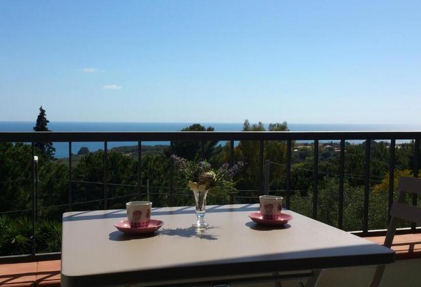 Triple Room Sea View, Borgo Marinaro