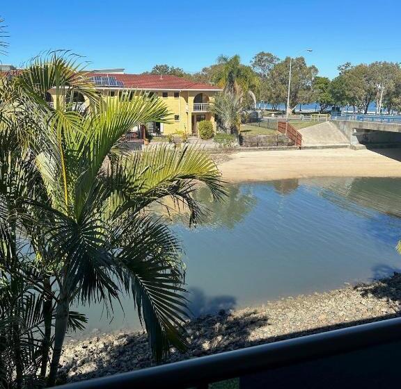 חדר סטנדרט עם מרפסת, Bribie Waterways Motel