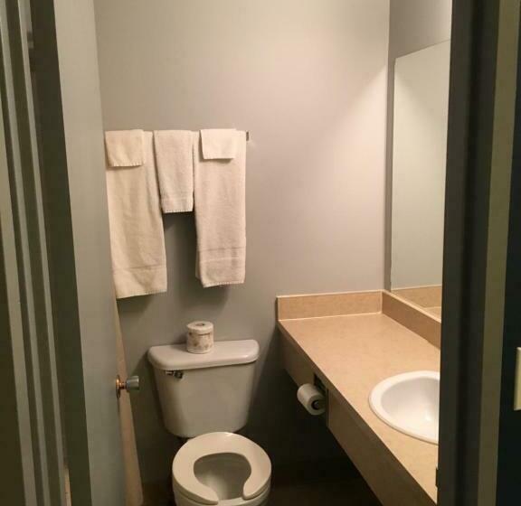 Standard Room, Altona