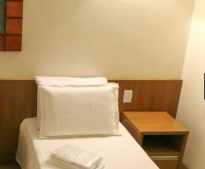 标准单人间, Camaro