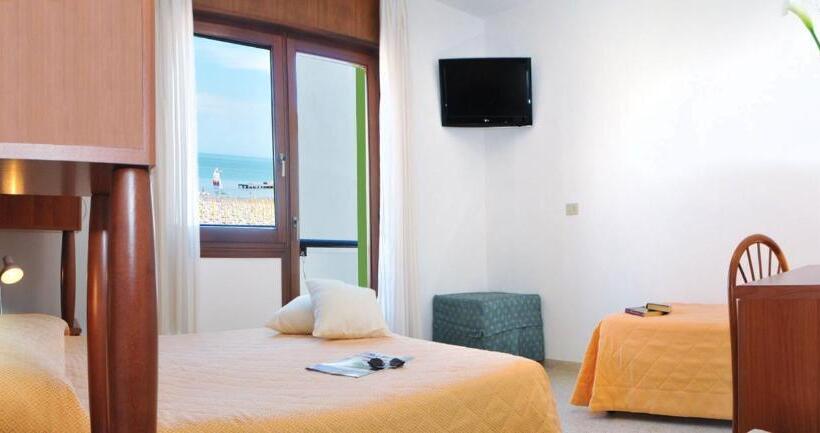 Triple Room Sea View, Giacomazzo