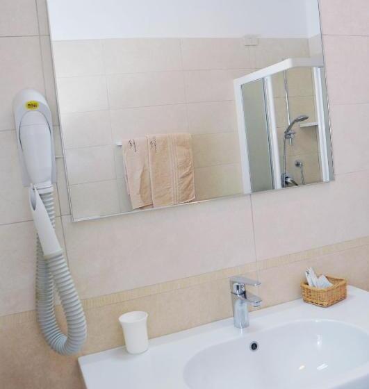 Triple Room Sea View, Giacomazzo