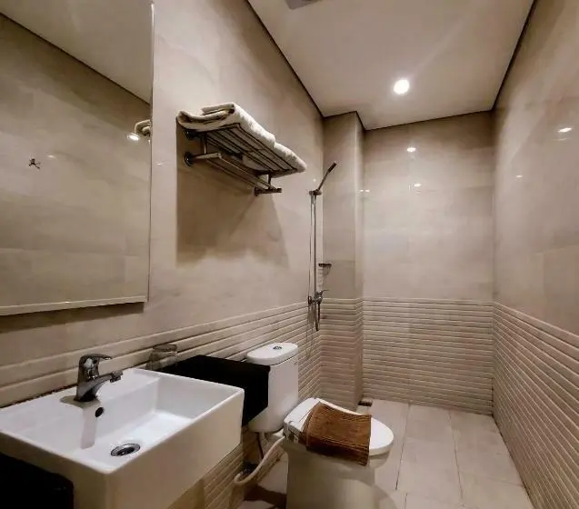 Superior Zimmer Kingsize Bett, Sampurna Cirebon