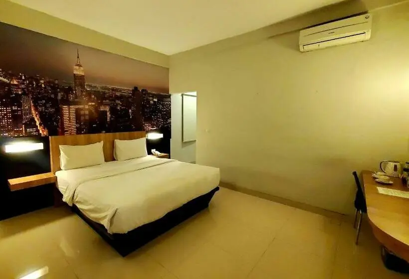 Superior Zimmer Kingsize Bett, Sampurna Cirebon
