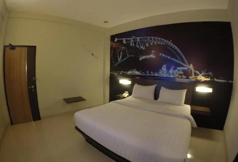 Superior Zimmer Kingsize Bett, Sampurna Cirebon