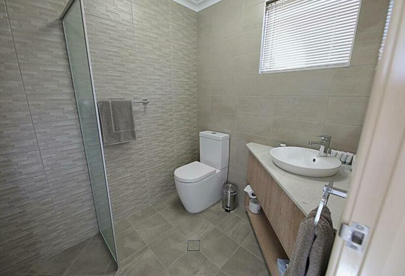 آپارتمان 1 خوابه, Lakeview Apartments