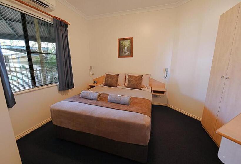 آپارتمان 2 خوابه, Lakeview Apartments