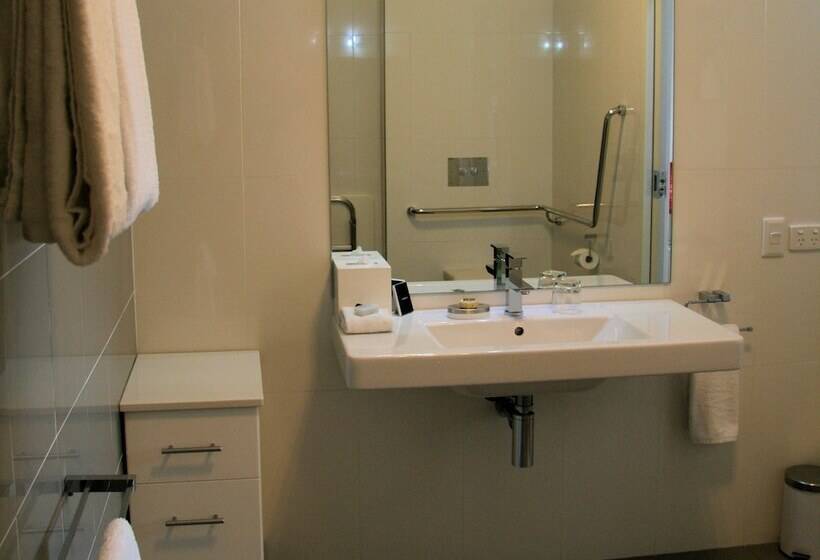 스위트 킹사이즈 침대, Chaucer Palms Boutique B&b